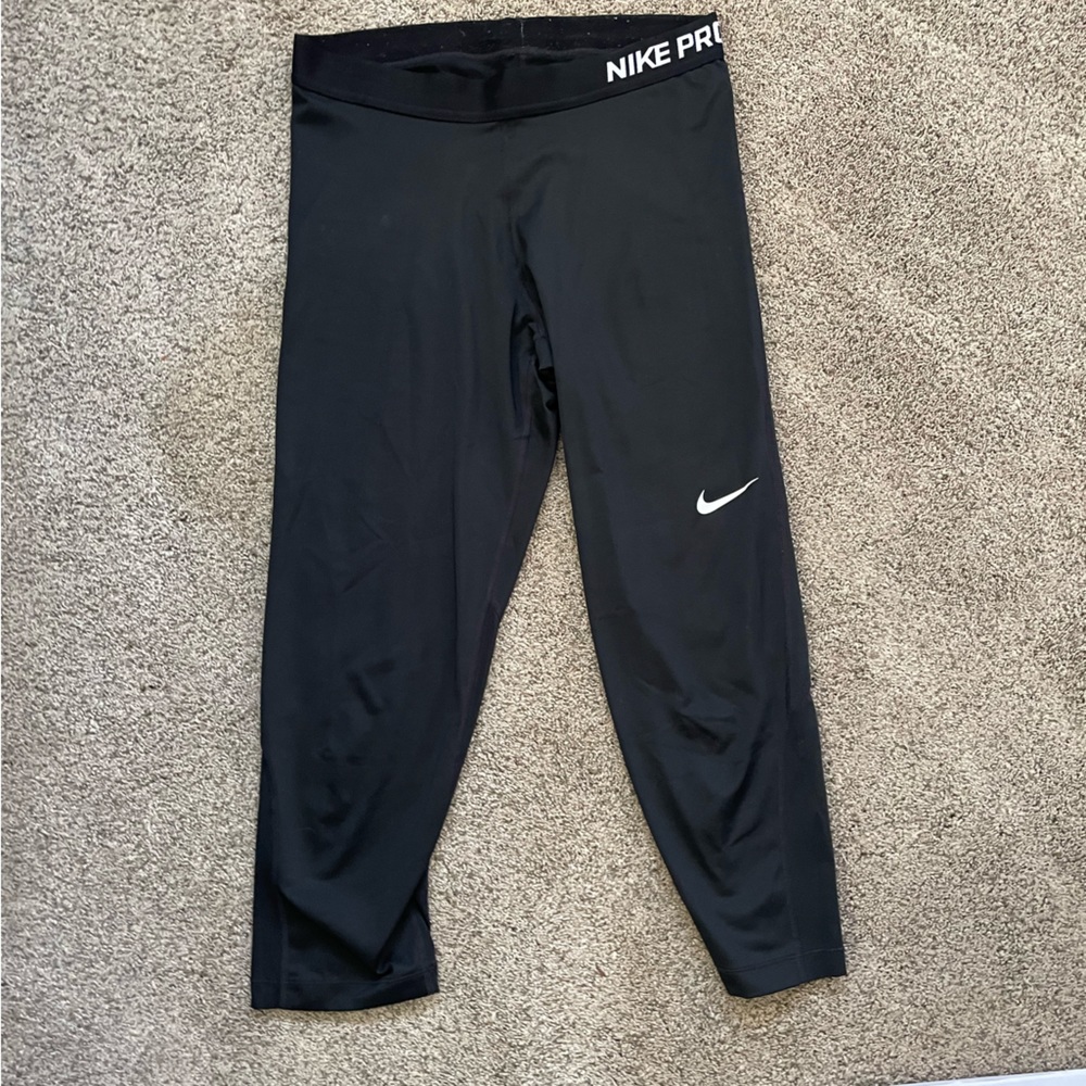 Nike capris